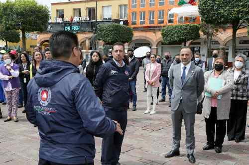 Prepa 90 en Izcalli Cuauhtémoc Metepec, presenta grietas por el sismo